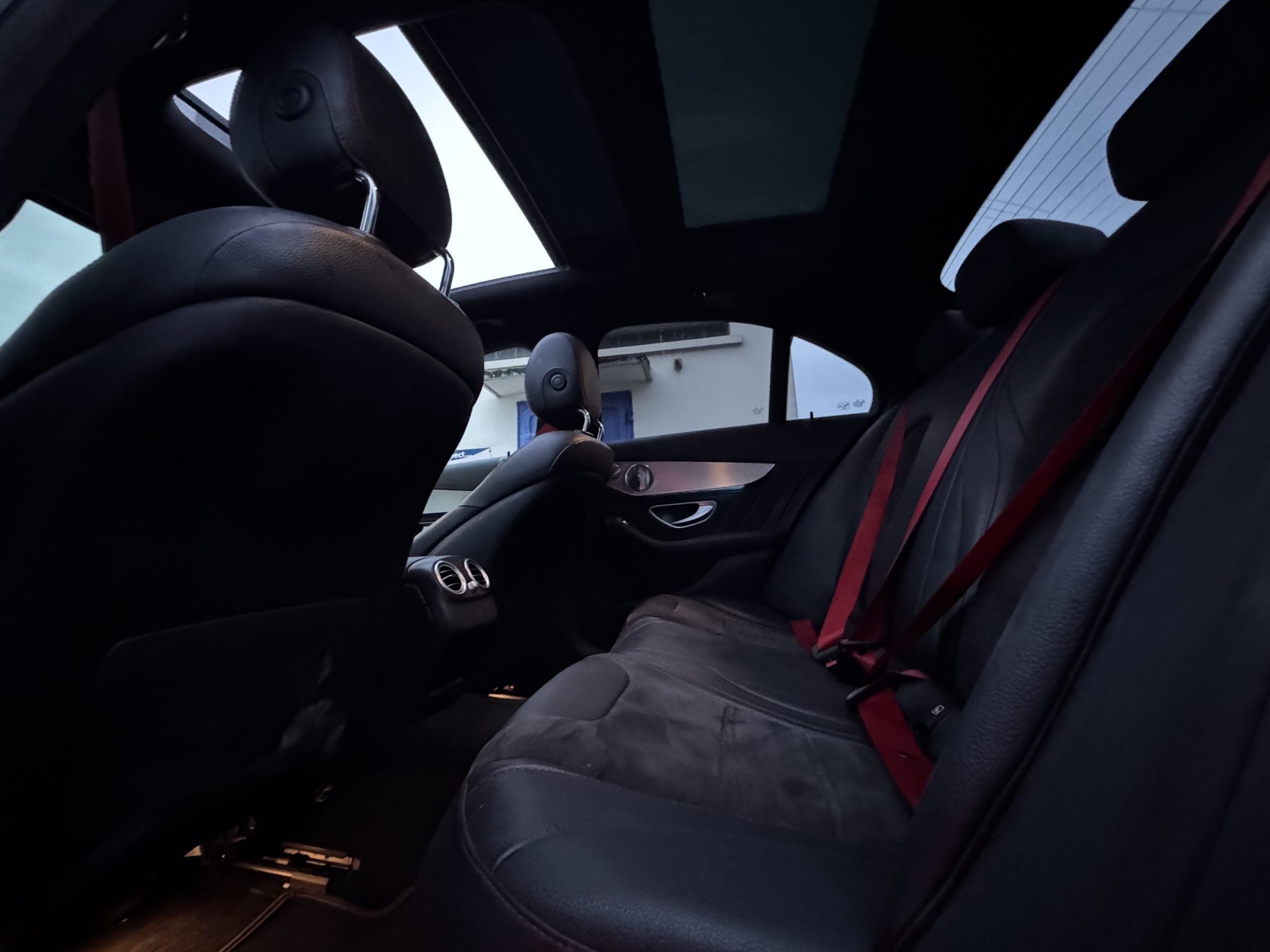 Mercedes-BENZ C 43 AMG – Image 43