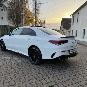 Mercedes-Benz CLA 250e – Image 12