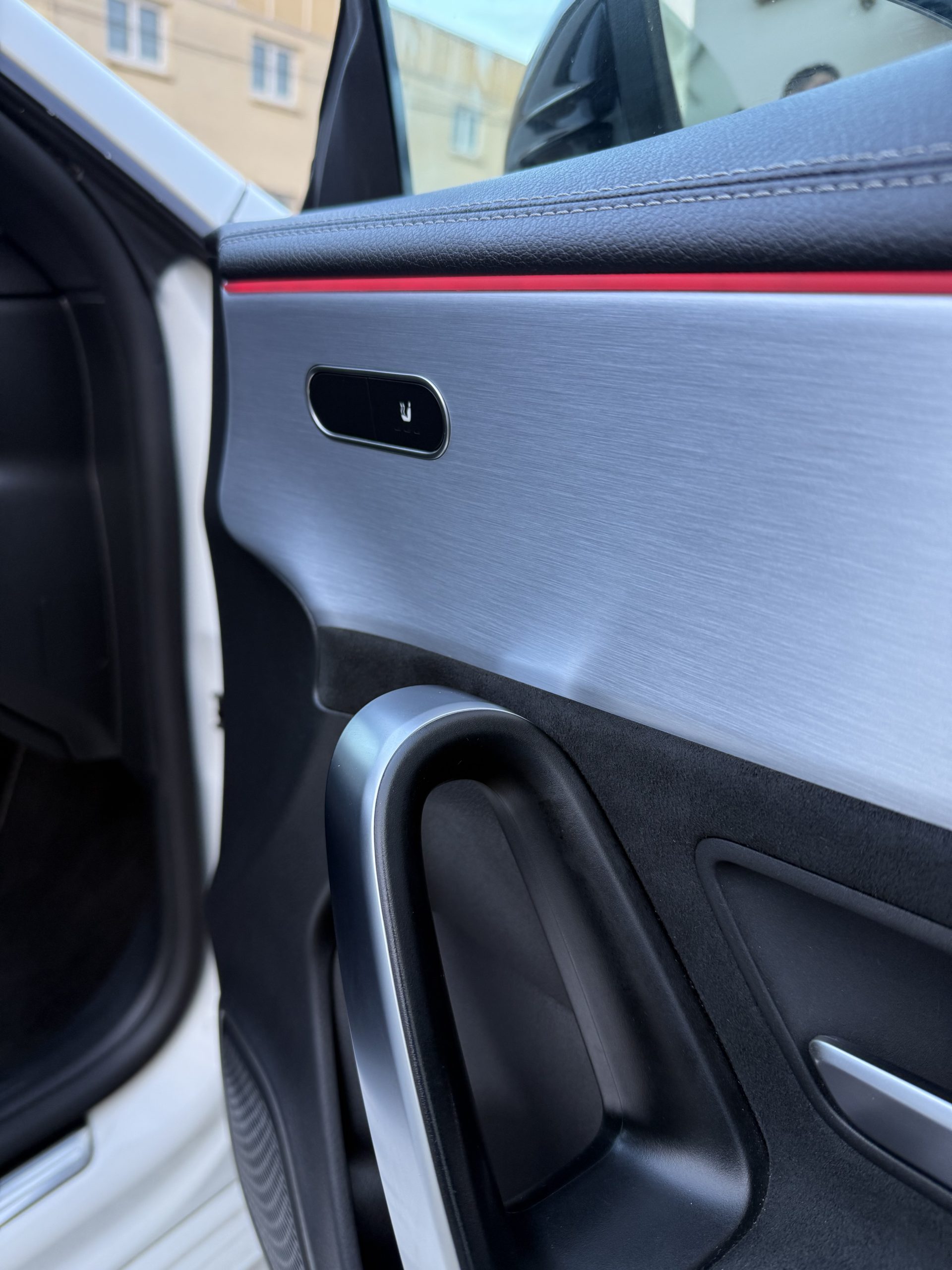 Mercedes-Benz CLA 250e – Image 16