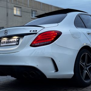 Mercedes-BENZ C 43 AMG – Image 17