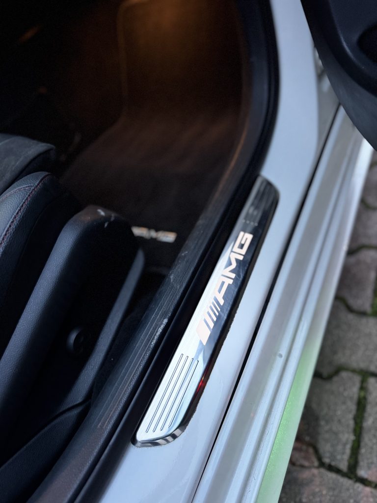 Mercedes-BENZ C 43 AMG
