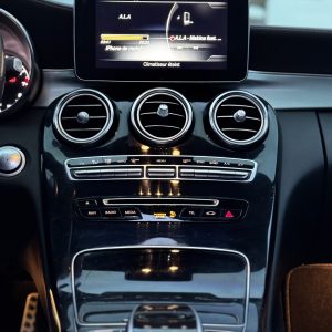 Mercedes-BENZ C 43 AMG – Image 34